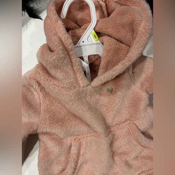 NWT - Carter’s 2pc outfit - Picture 3 of 6